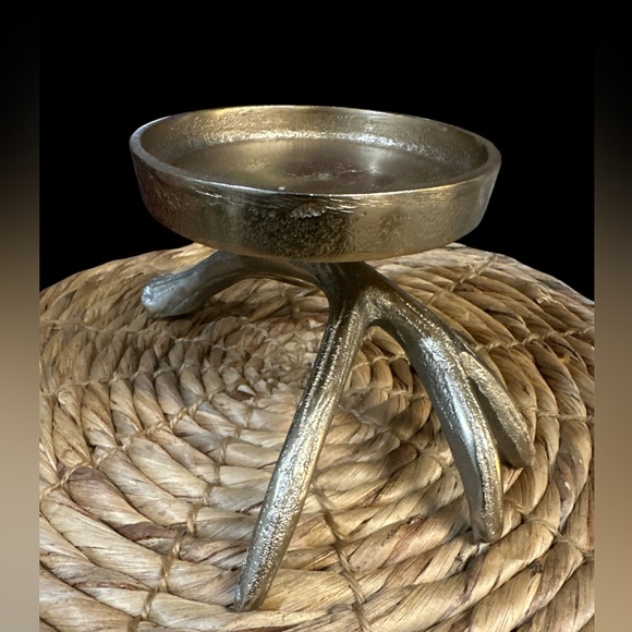 LOVELY STURDY METAL STAND - Picture 3 of 4